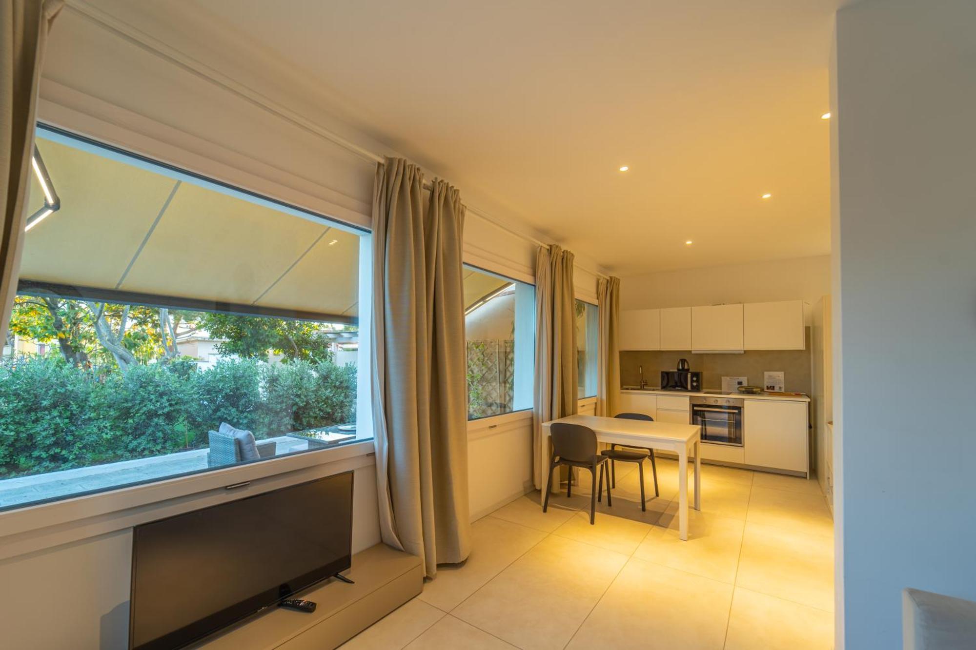 Paquja Aparthotel Quartu Sant'Elena Ngoại thất bức ảnh