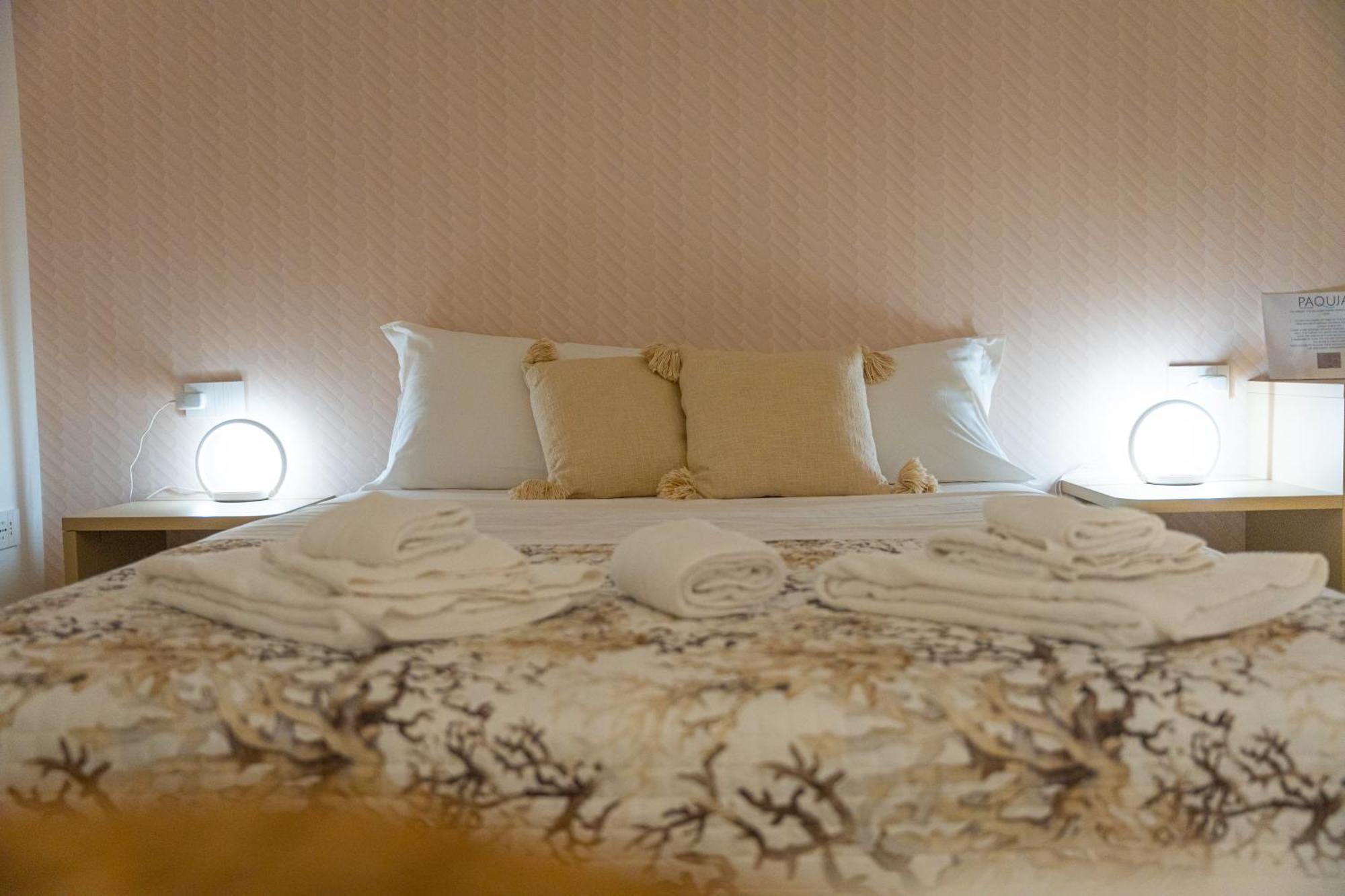 Paquja Aparthotel Quartu Sant'Elena Ngoại thất bức ảnh